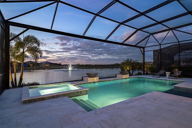 8122 REDONDA LOOP, Lakewood Ranch, FL 34202