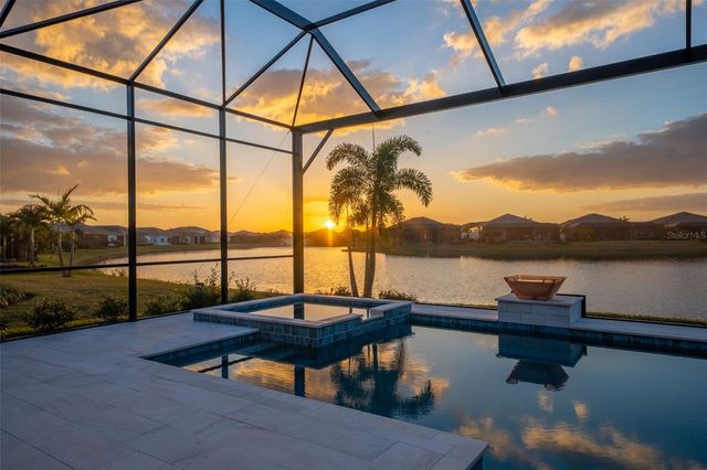 8122 REDONDA LOOP, Lakewood Ranch, FL 34202