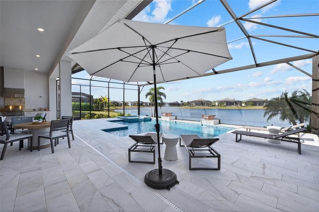 8122 REDONDA LOOP, Lakewood Ranch, FL 34202