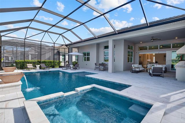 8122 REDONDA LOOP, Lakewood Ranch, FL 34202