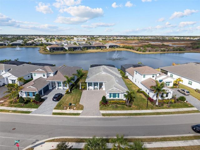 8122 REDONDA LOOP, Lakewood Ranch, FL 34202