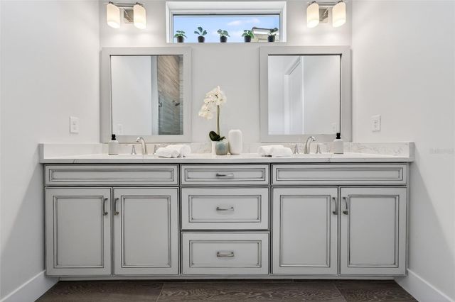 8122 REDONDA LOOP, Lakewood Ranch, FL 34202