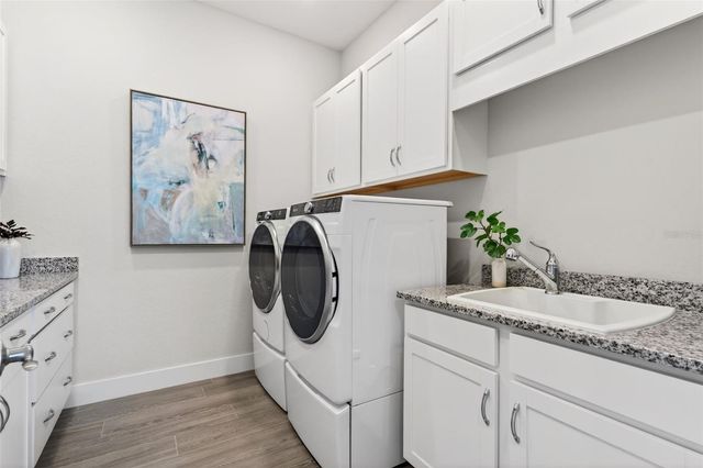 8122 REDONDA LOOP, Lakewood Ranch, FL 34202