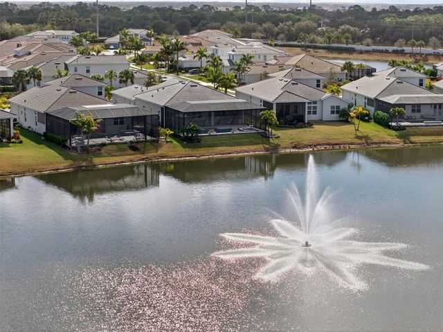 8122 REDONDA LOOP, Lakewood Ranch, FL 34202