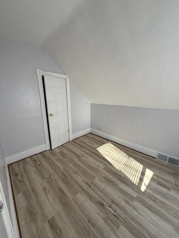 184 Granite Street, Saint Paul, MN 55117