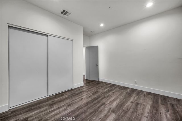 755 E 84th, Los Angeles, CA 90001