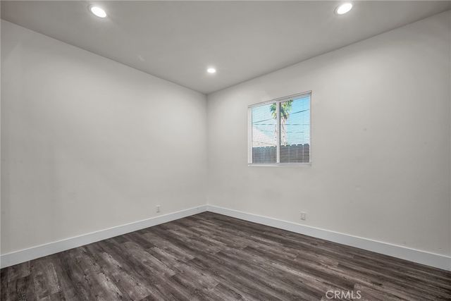 755 E 84th, Los Angeles, CA 90001