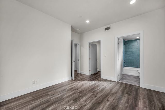 755 E 84th, Los Angeles, CA 90001