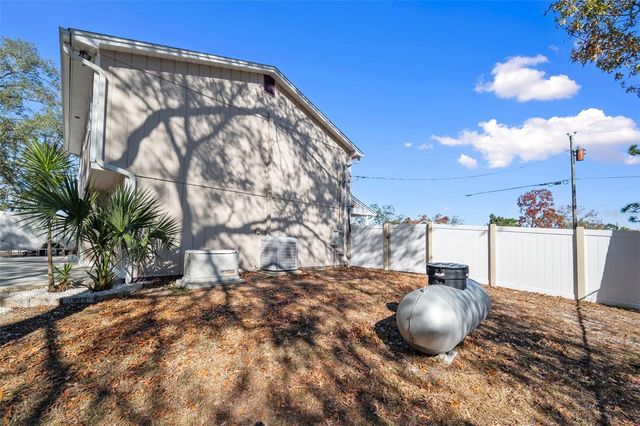 11176 MONTCALM ROAD, Spring Hill, FL 34608