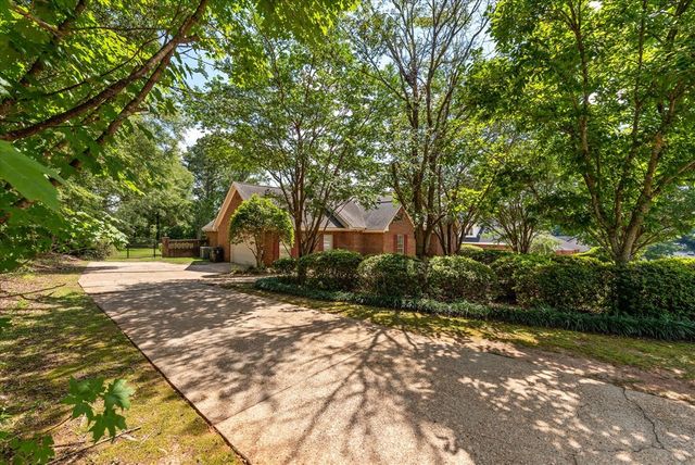 3636 Oakridge Lane, Dothan, AL 36303