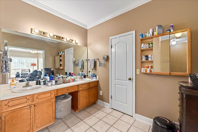3636 Oakridge Lane, Dothan, AL 36303