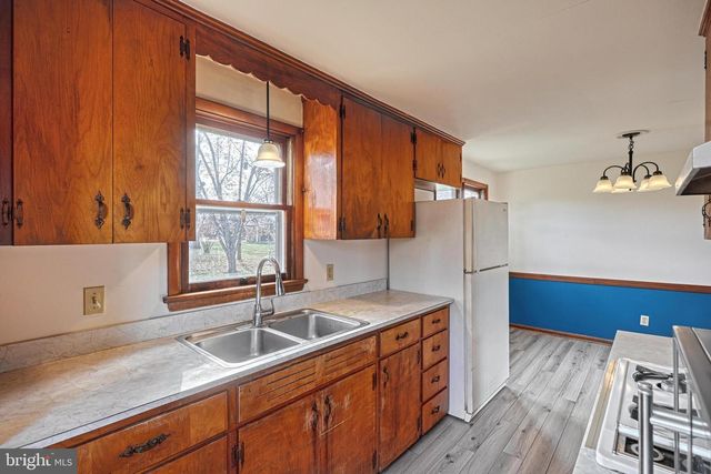 548 D ST, Carlisle, PA 17013