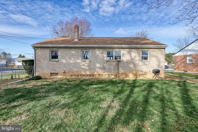 548 D ST, Carlisle, PA 17013