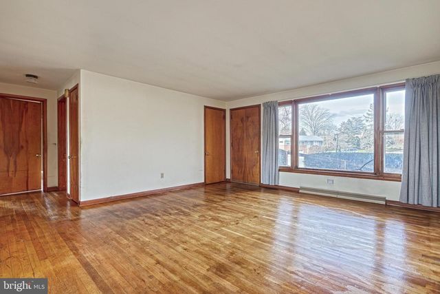 548 D ST, Carlisle, PA 17013