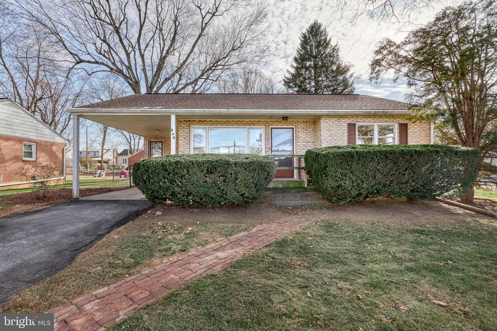 548 D ST, Carlisle, PA 17013