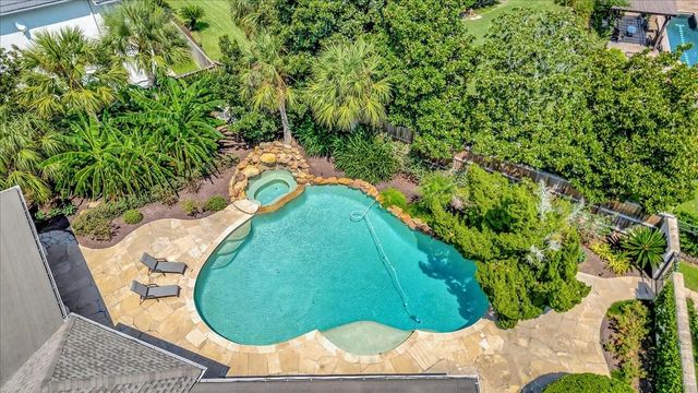 3307 Acorn Wood Way, Houston, TX 77059