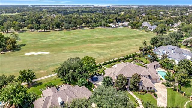 3307 Acorn Wood Way, Houston, TX 77059