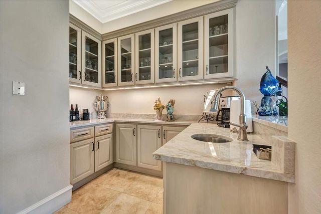 3307 Acorn Wood Way, Houston, TX 77059