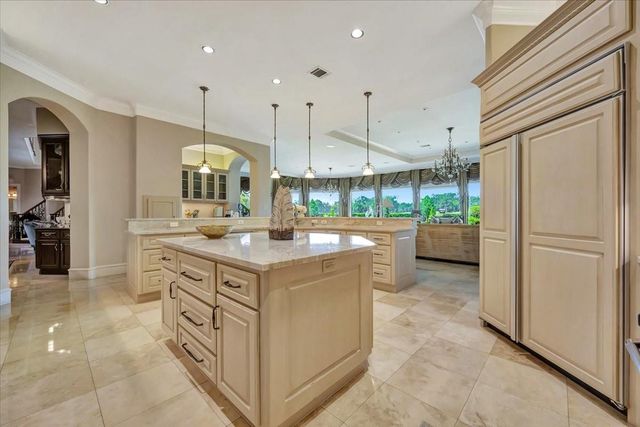 3307 Acorn Wood Way, Houston, TX 77059