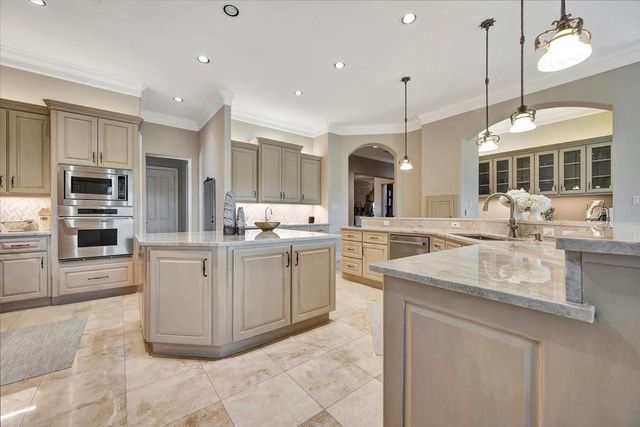 3307 Acorn Wood Way, Houston, TX 77059