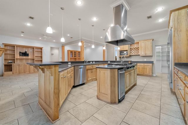 1070 Mound View Drive, England, AR 72046