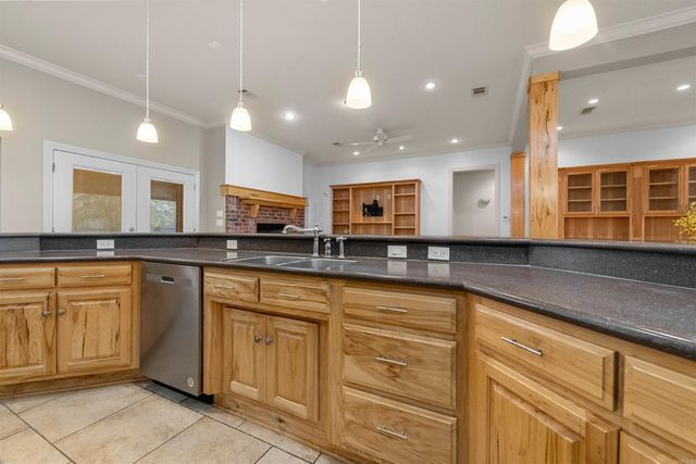 1070 Mound View Drive, England, AR 72046