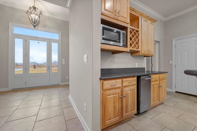 1070 Mound View Drive, England, AR 72046