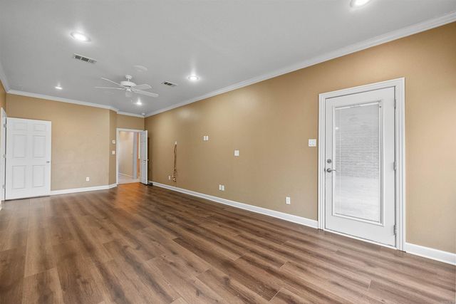 1070 Mound View Drive, England, AR 72046