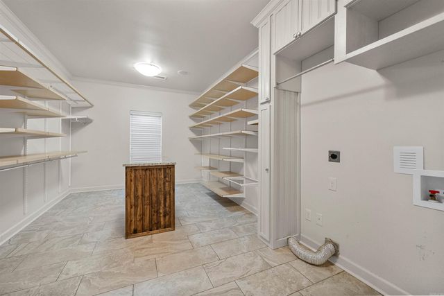 1070 Mound View Drive, England, AR 72046