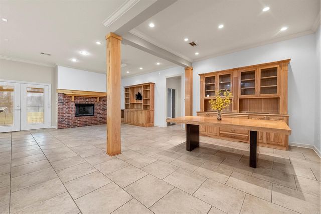 1070 Mound View Drive, England, AR 72046