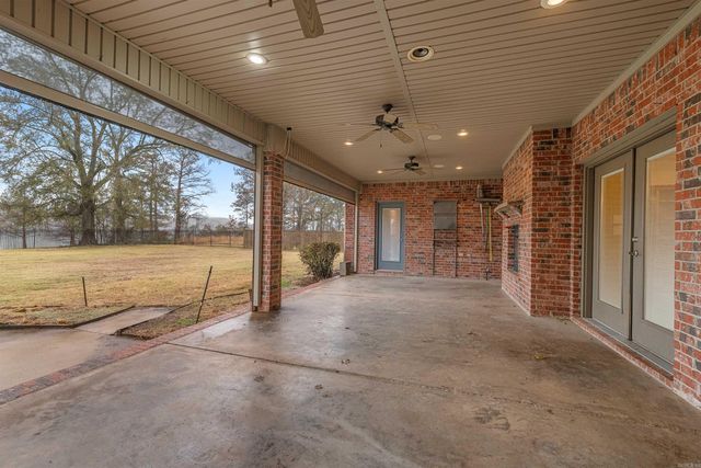 1070 Mound View Drive, England, AR 72046