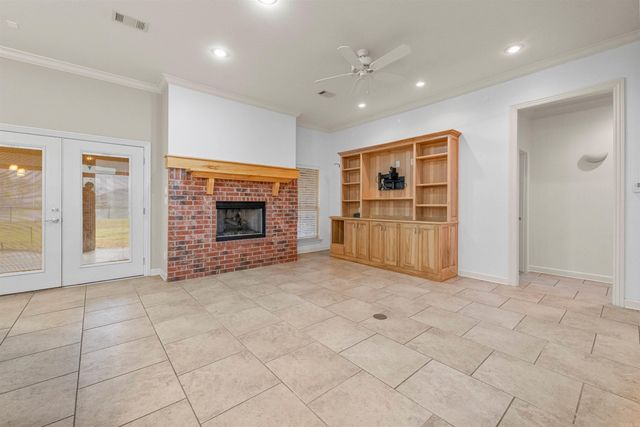 1070 Mound View Drive, England, AR 72046