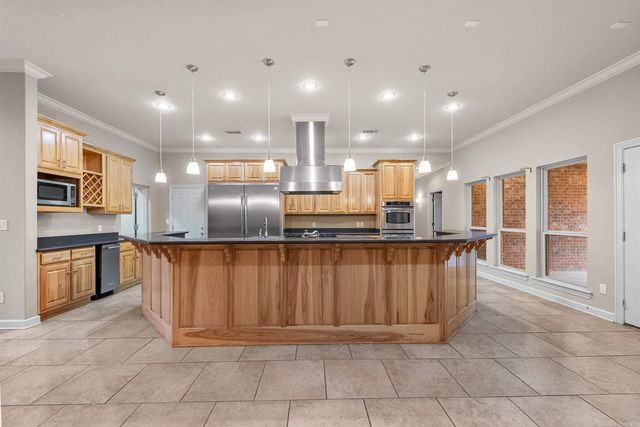 1070 Mound View Drive, England, AR 72046