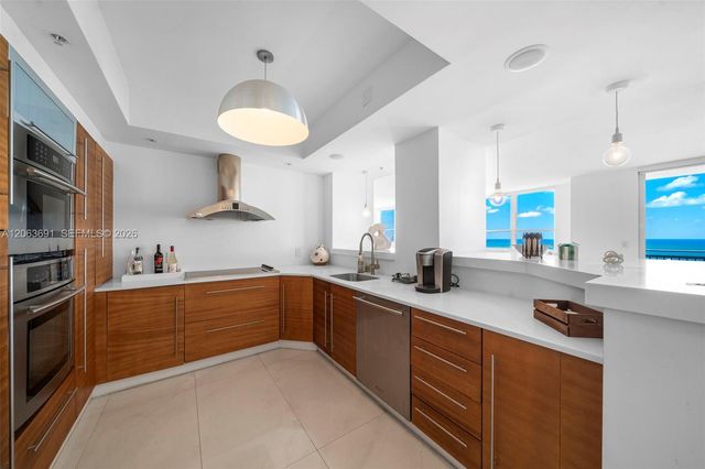 90 Alton Rd PH3209, Miami Beach, FL 33139
