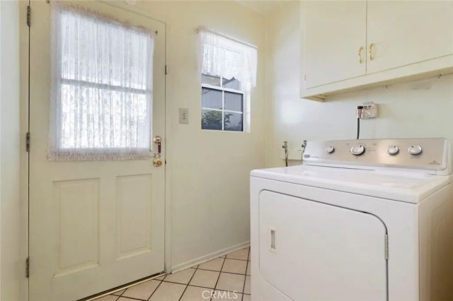10025 Roscoe Boulevard, Sun Valley, CA 91352