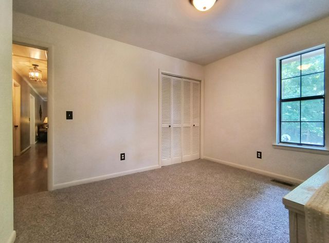 138 Hill Street, Ringgold, GA 30736