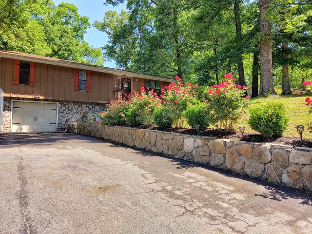 138 Hill Street, Ringgold, GA 30736