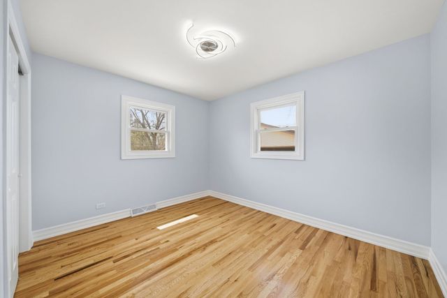 16360 EVANS Avenue, South Holland, IL 60473