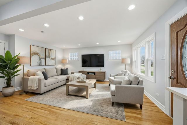 16360 EVANS Avenue, South Holland, IL 60473