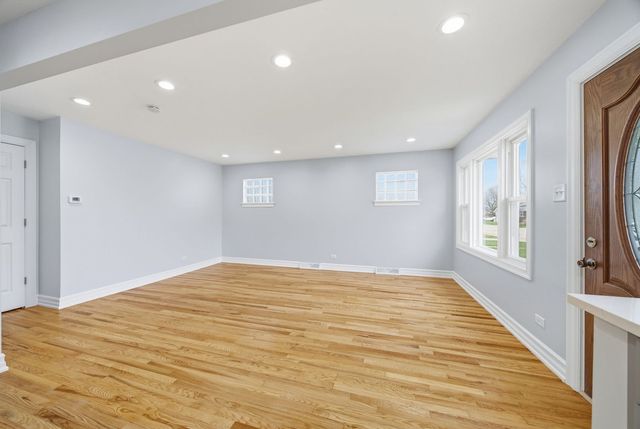 16360 EVANS Avenue, South Holland, IL 60473