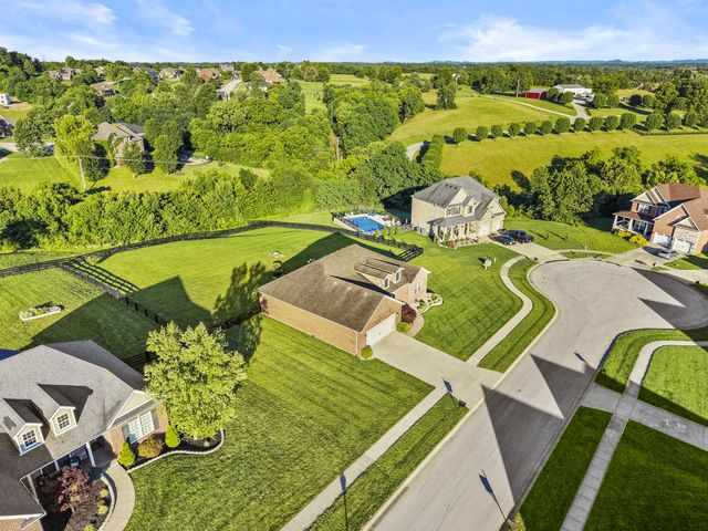 157 Tuscany Way, Richmond, KY 40475