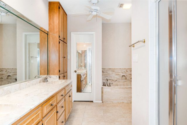 616 Placid Circle, Arlington, TX 76012