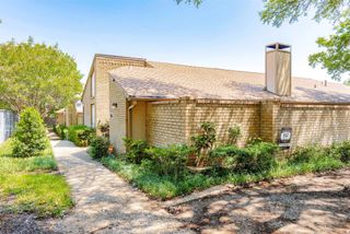 616 Placid Circle, Arlington, TX 76012