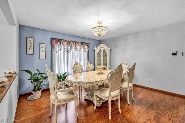 5165 Stevenson Street, Richmond Heights, OH 44143