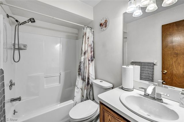 5165 Stevenson Street, Richmond Heights, OH 44143