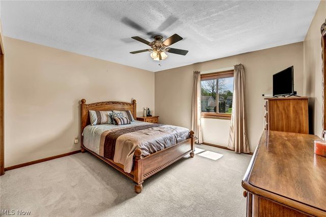 5165 Stevenson Street, Richmond Heights, OH 44143