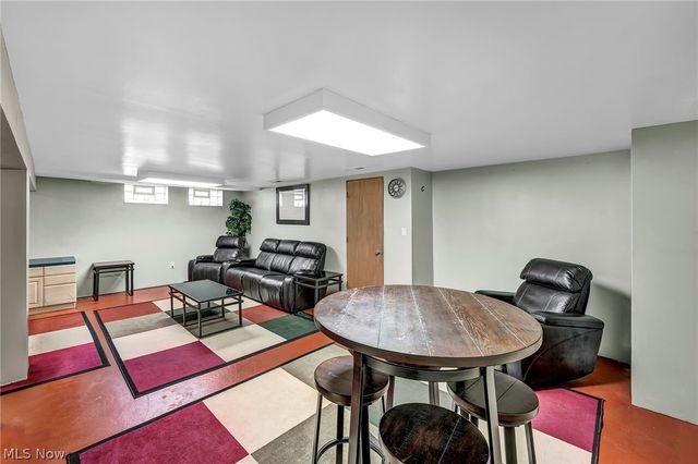 5165 Stevenson Street, Richmond Heights, OH 44143