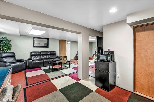 5165 Stevenson Street, Richmond Heights, OH 44143
