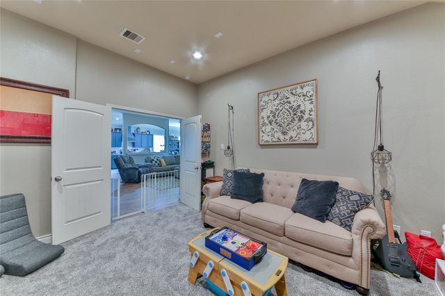 814 Fairway Drive, La Porte, TX 77571