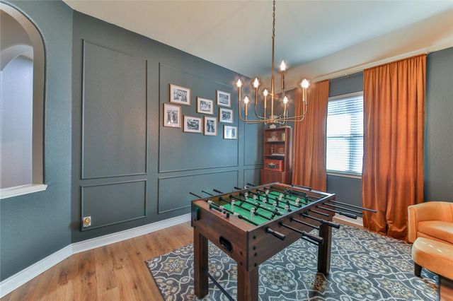 814 Fairway Drive, La Porte, TX 77571